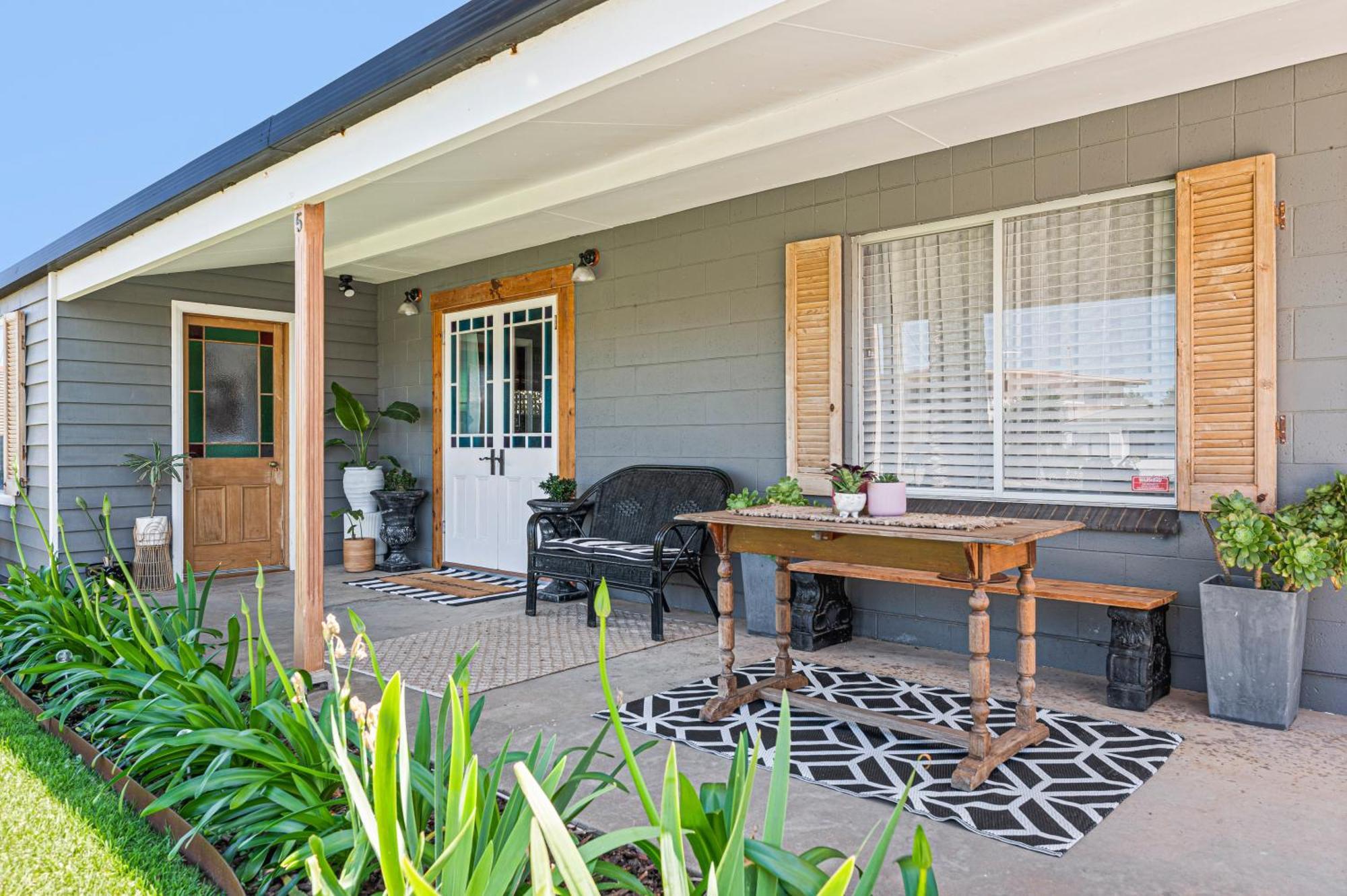 Palm Tree Cottage - Aldinga Beach - C21 Southcoast Holidays Exterior photo